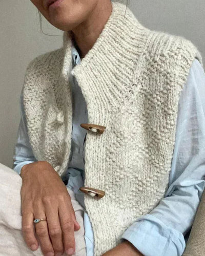 Liam – Sophisticated Sleeveless Knit Vest