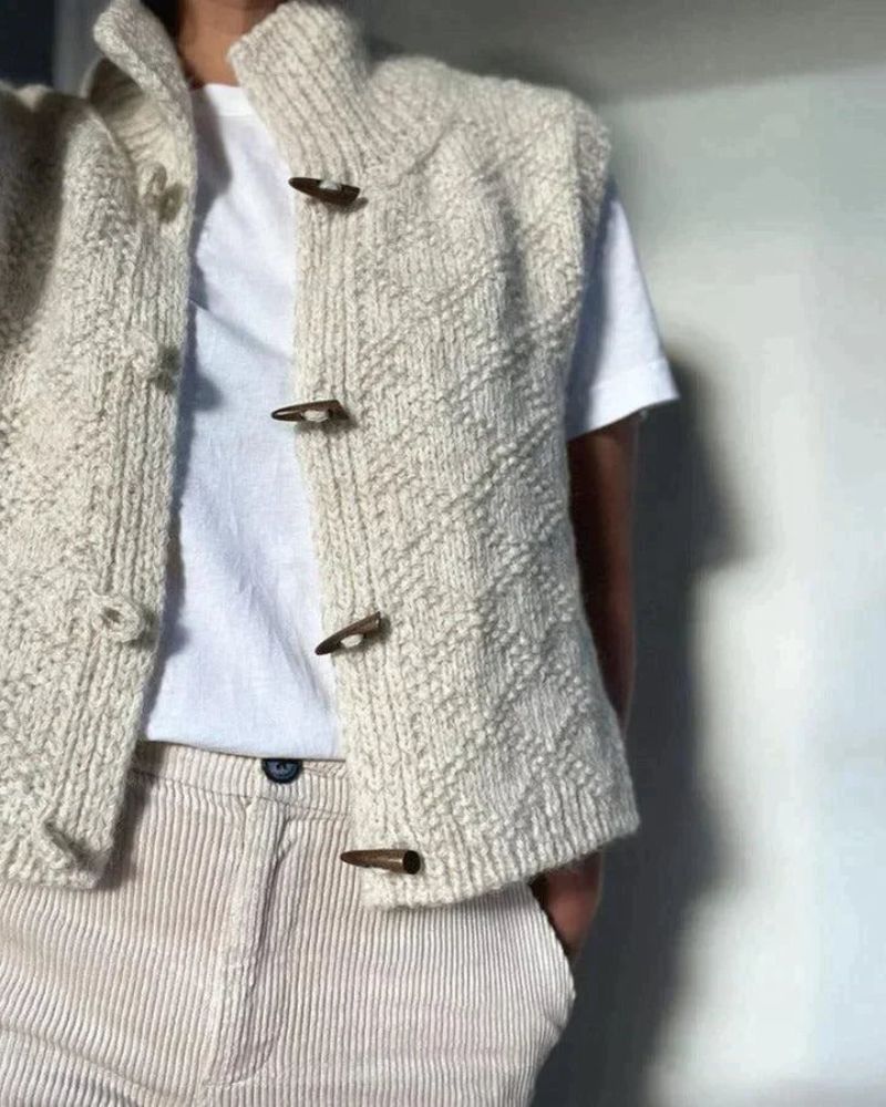 Liam – Sophisticated Sleeveless Knit Vest